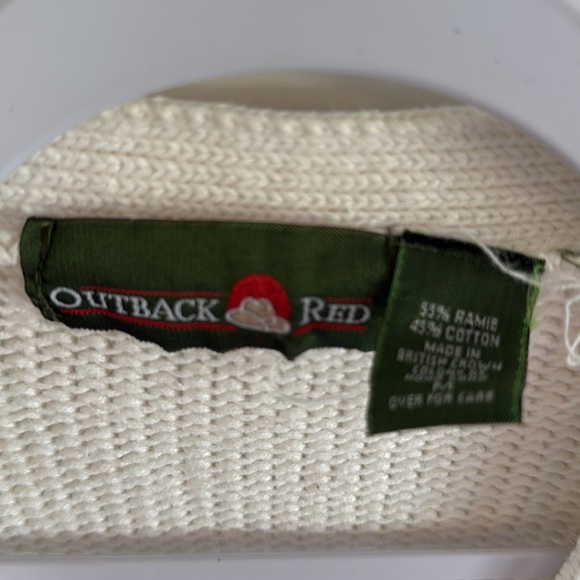 Outback Red Cream Colored Cableknit V-Neck Cardigan Size Medium - Picture 4 of 5